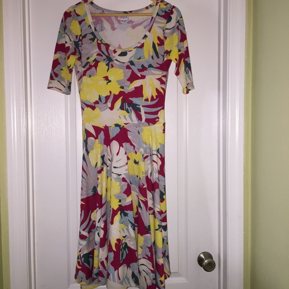 LuLaRoe Nicole - small