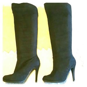 CL knee high faux suede boots Size 7