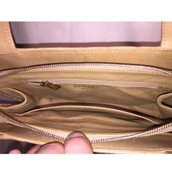authentic CHANEL vintage Zip Top 3 Section SATCHEL - Picture 3 of 13
