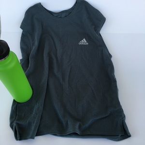 Adidas tank top, textured fabric, size medium