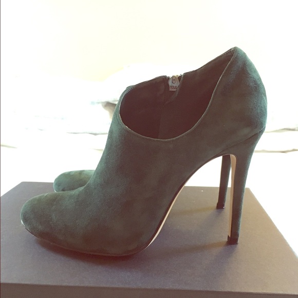 *Sold* Saks Fifth Ave Booties