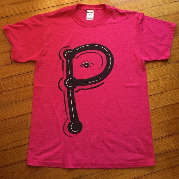 Black eyed pea PINK T-shirt. Medium.
