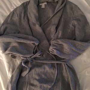 Gray loft wrap sweater sz L