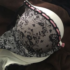 Cute bra!