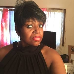 Meet your Posher, Vanessa