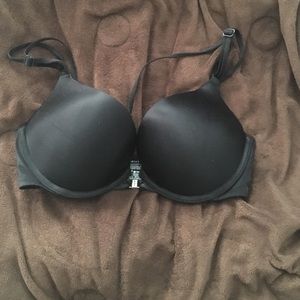 Black almost new Victoria's Secret bra