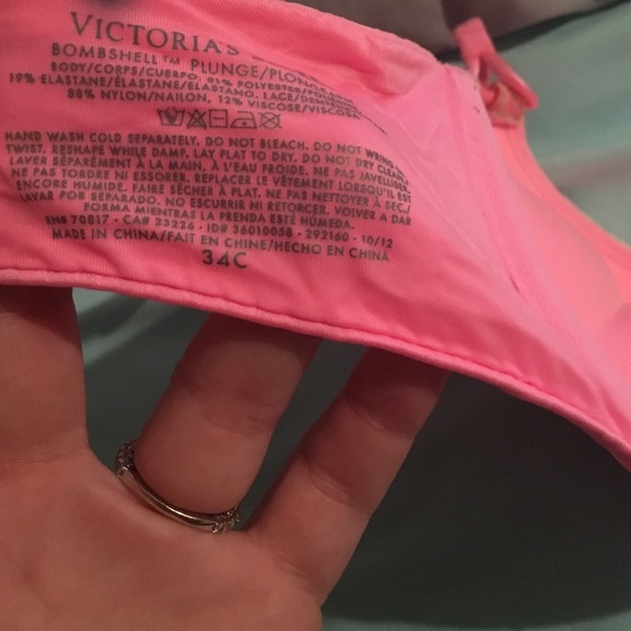 VS bra! - Picture 3 of 3