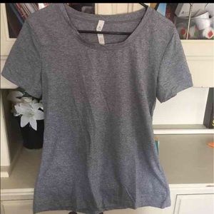 Lululemon Tee