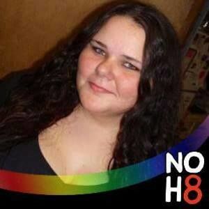 Meet your Posher, Desiree