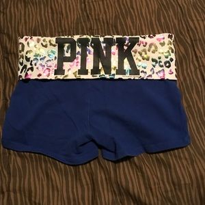 VS Pink yoga shorts sz small