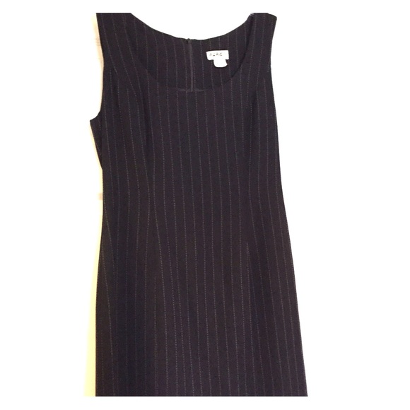 BCBG Blk Pin Stripe Sz 10 Sheath Dress Slvless