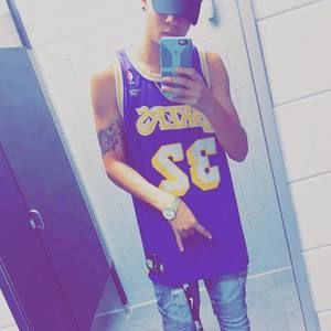 Meet your Posher, Sumari