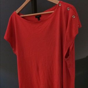 Boatneck cap sleeve top with buttons