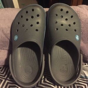 Size 8 crocband Crocs