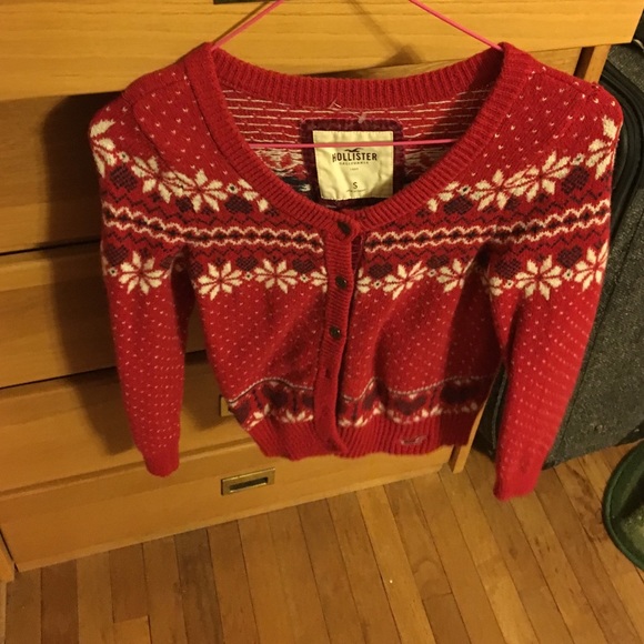 Cute Christmas sweater!