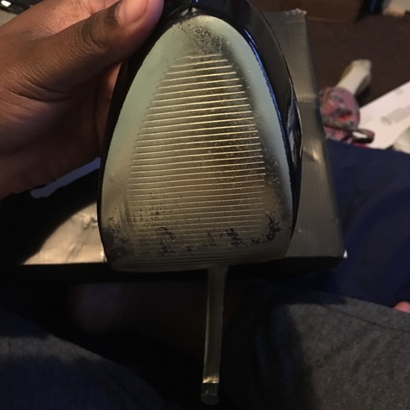 Steve Madden patent leather pumps - Picture 3 of 3