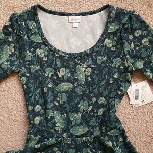 Make an offer! NWT LuLaRoe Nicole Dress - Medium