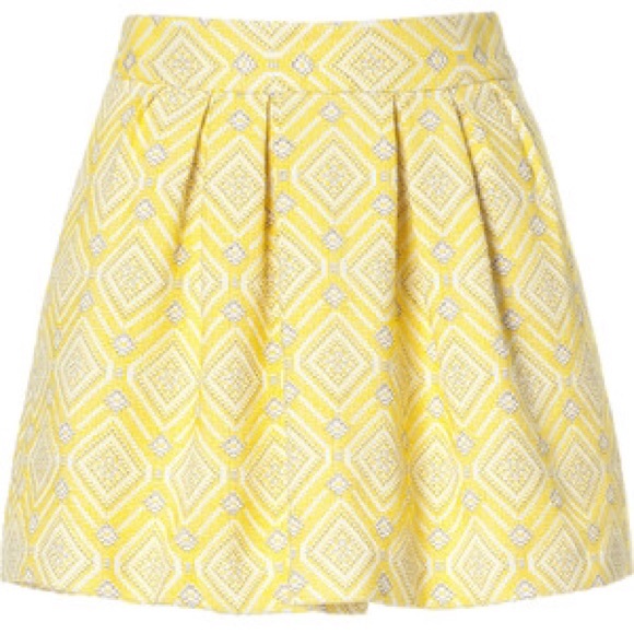 Zara Pleated Jacquart Skirt w/ Pockets 💛 - Picture 2 of 6
