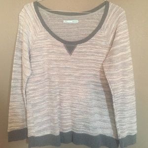 Lightweight sweater