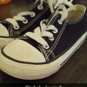 Toddler chucks