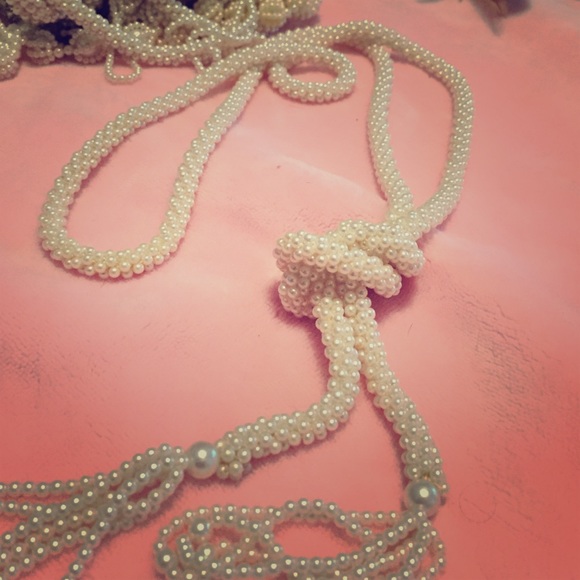 Antique pearl necklace