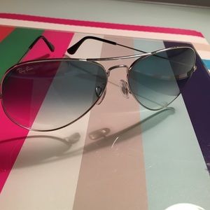 Men's Ray Ban aviator sunglasses