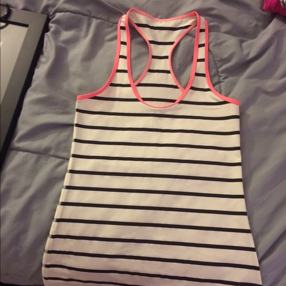 Lululemon Run: Cool Racerback Seawheeze Tank