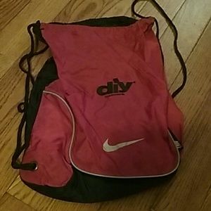 Nike bag 2 for 10 bags comment for bundles