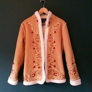 🌺gorgeous embroidered coat🌺
