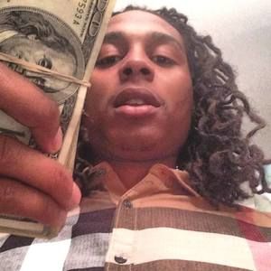 Meet your Posher, Kenneth