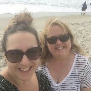 Meet your Posher, Denise