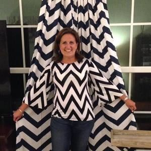 Meet your Posher, Elizabeth