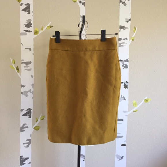 Price ⬇️! J.Crew Wool Mustard Pencil Skirt