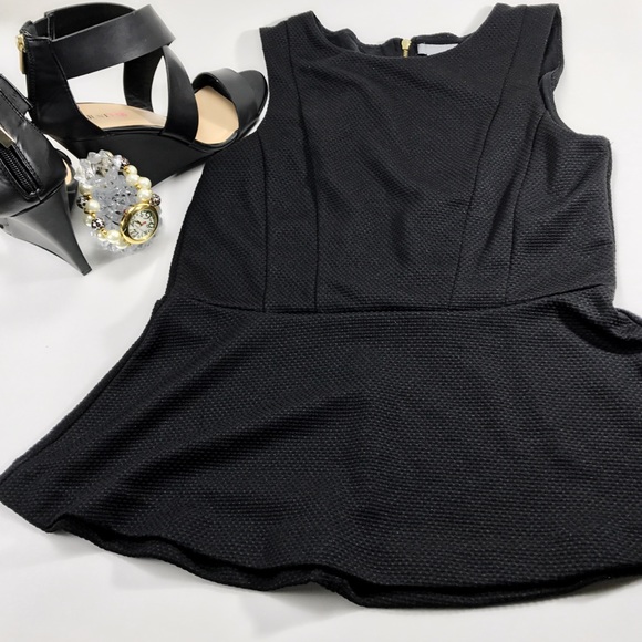 🎀Black Peplum Top🎀