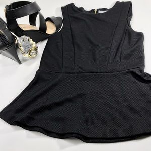 🎀Black Peplum Top🎀