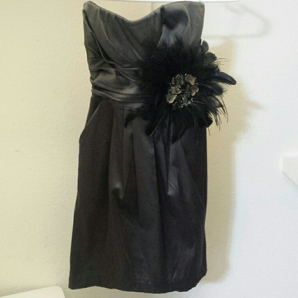 Satin strappless dress