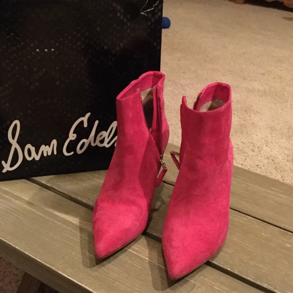 Heeled pink ankle boots