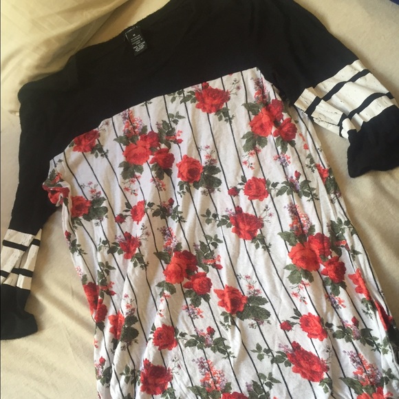 Rue 21 quarter sleeve