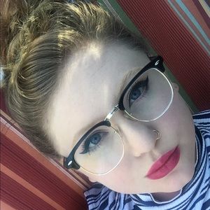 Meet your Posher, Michal