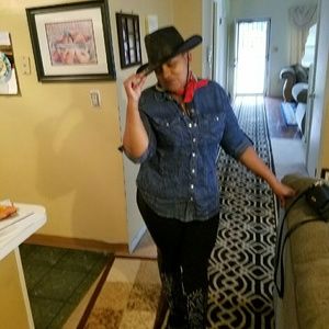 Meet your Posher, Thayer