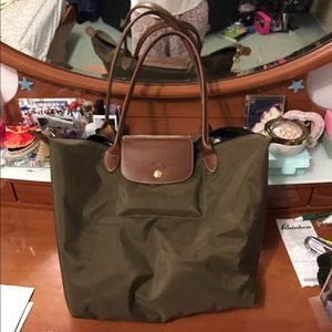 Large olive longchamp tote
