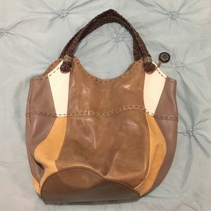 Tan tote/shoulder bag