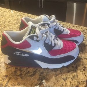 Custom Women's Nike Air Max size 7.5 Fuchsia/Navy