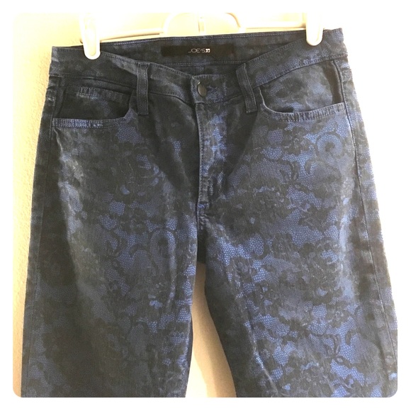 Joe's Jeans. Fit skinny. Size 26.