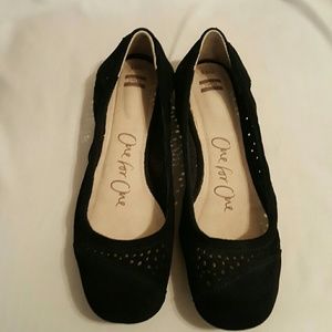 Toms One for One Flats