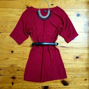 💥FINAL SALE PRICE!!💥 Express red sweater dress
