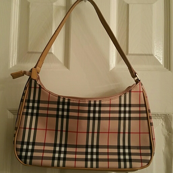 how to clean burberry purse