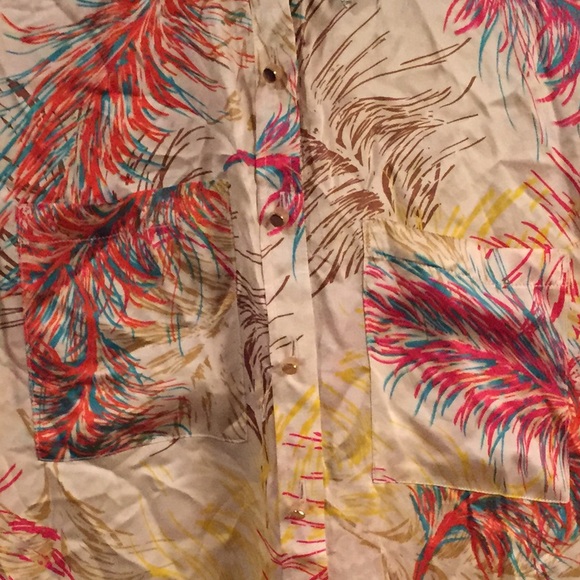 Cabi 100% Silk Yellow Feather Print Tunic - Picture 4 of 4