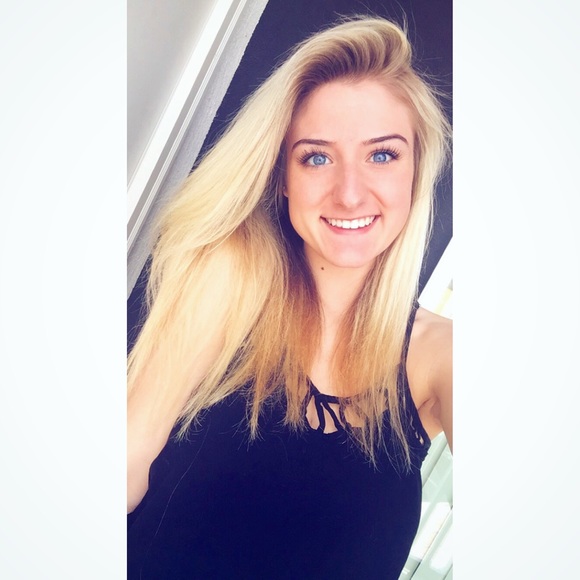 Meet your Posher, Ashley