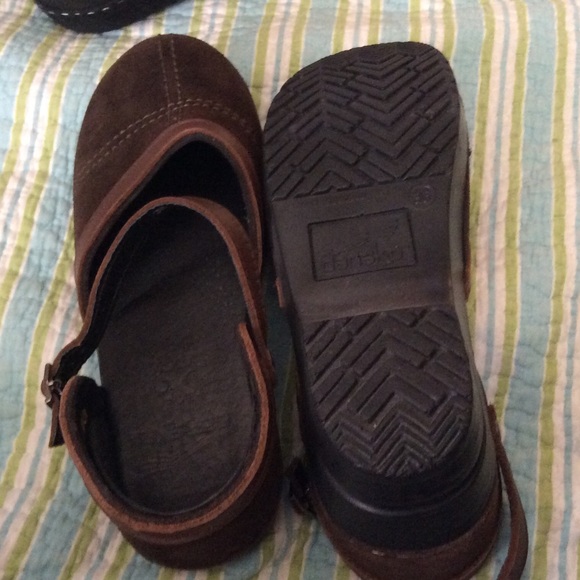 Dansko Brown